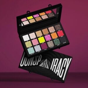 Jeffree Star Conspiracy Eyeshadow Palette